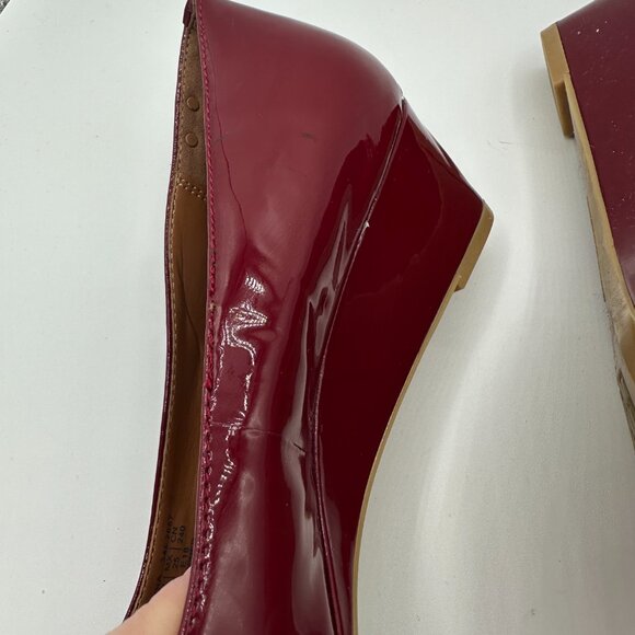 Calvin Klein Germina Pointed-Toe Wedge Pumps Burgundy Patent Leather Women's 8 - Picture 4 of 8